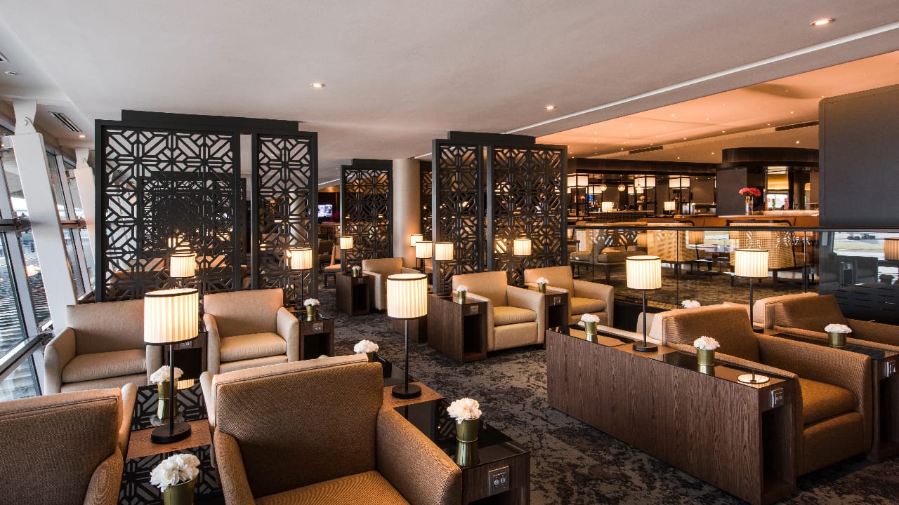 Experience our Golden Lounge Malaysia Airlines